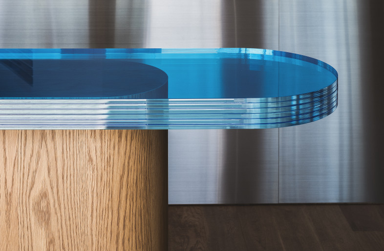 Blue glass display detail - Tomooki Kengaku