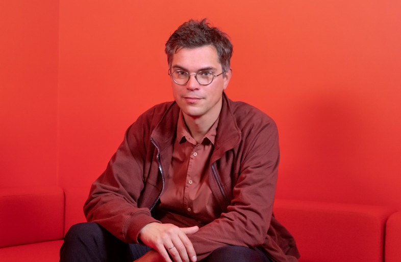 Frameweb Introducing Julius Hofmann