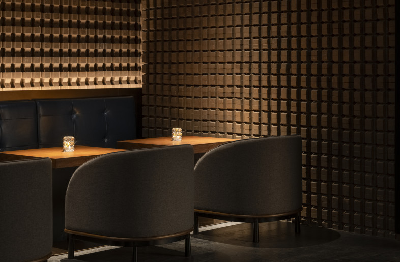 Grass pavers use on wall surface - Wen Studio
