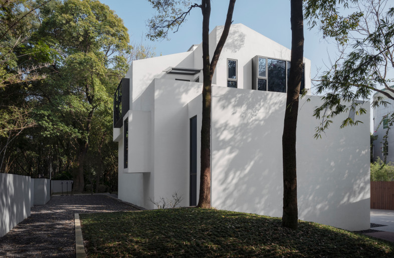 Building exterior view 3 - VCD lab