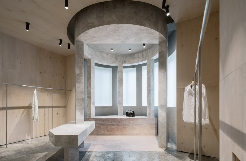 the room with a new marble chapel - Wen Studio