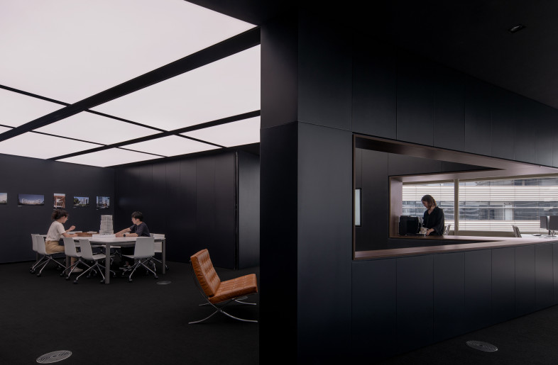 Different space scenes  in the black area - yuuuunstudio