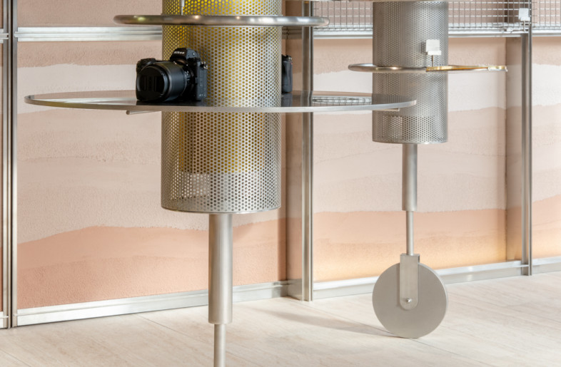 the uni-wheel booth is a precise instrument composed of various stainless steel parts, each with a specific function - Wen Studio