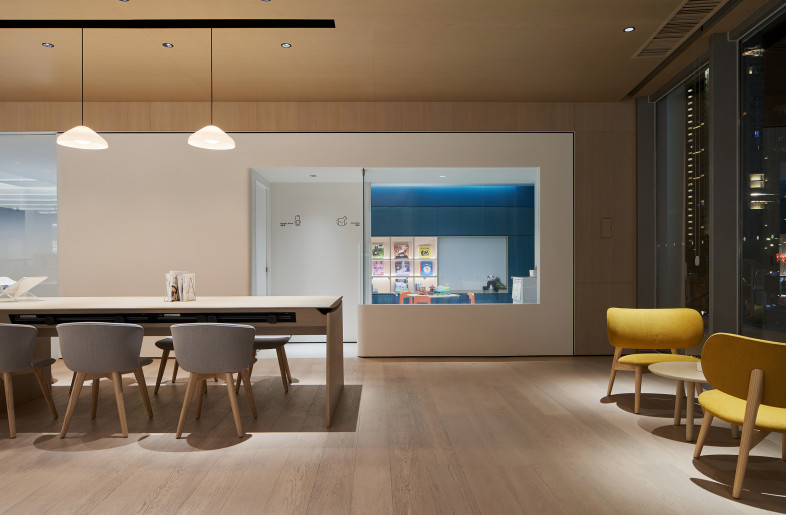 Reception area on the second floor - FANGFANG STUDIO