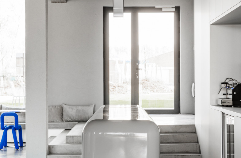 Entrance view - Skinn - Bob Janssens