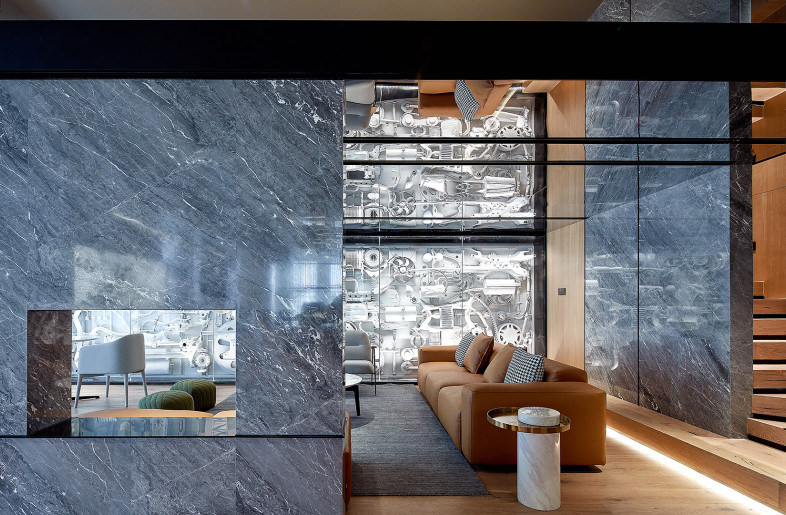 In the corner and top surface of the local segmentation position, the linear diffuse lighting mode is adopted to increase the sense of spatial hierarchy. - Zhang Xi