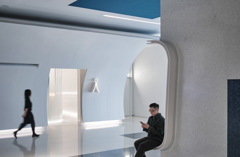 There’s no ‘door’ located at the female washroom entrance. - Jonathan Leijonhufvud Architectural Photography