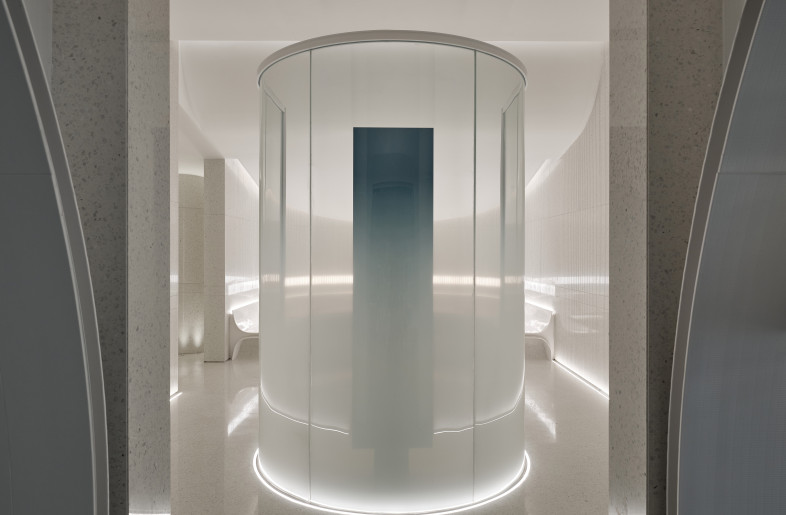 The top of the glass is completely transparent  whilst the sandblasted effect developed from the bottom gradually to the top. - Jonathan Leijonhufvud Architectural Photography