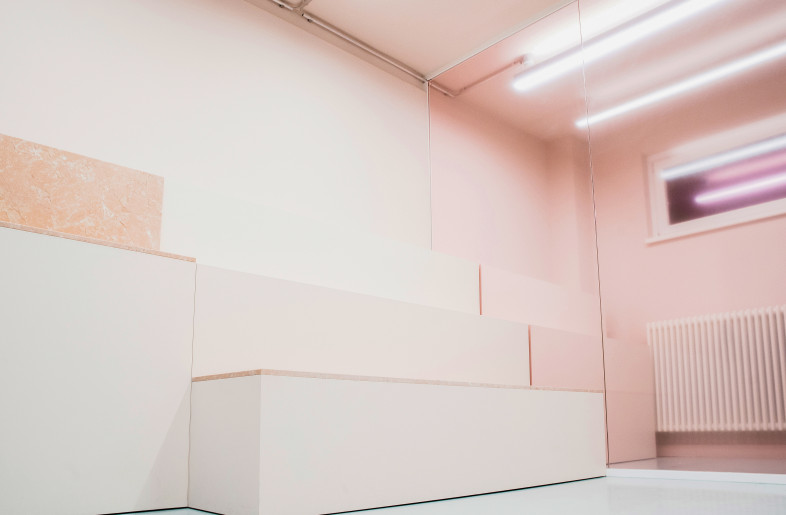 Pink room - Johnny Nghiem