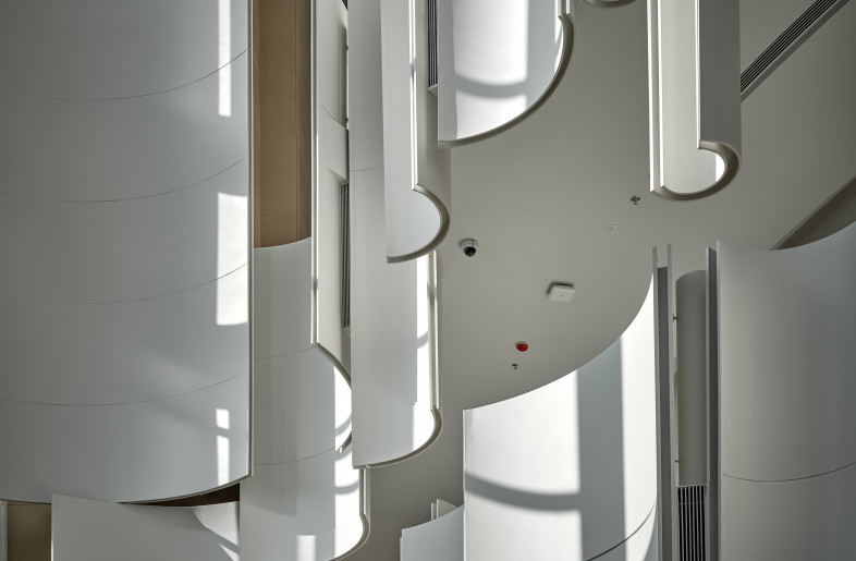 We bend metals into different sections of arcs, and through the combination of various heights and arcs angles, the metal materials give people a light feeling. - Jonathan Leijonhufvud Architectural Photography