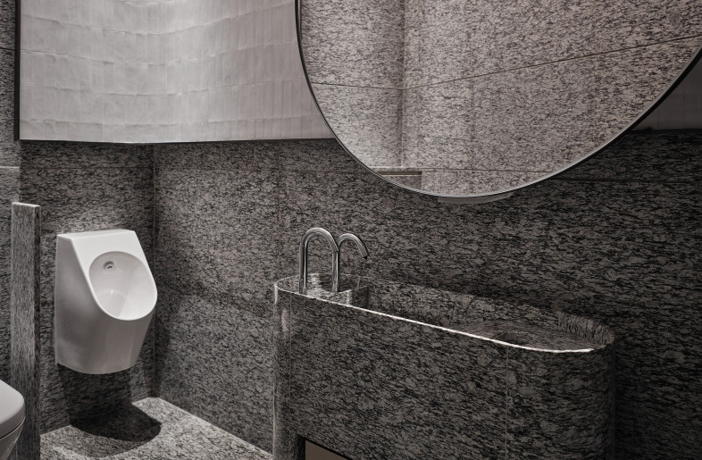 Washroom - Jonathan Leijonhufvud Architectural Photography