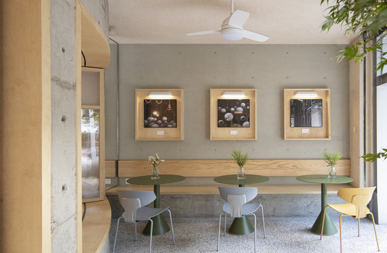 Painting display area - YanTong Lee