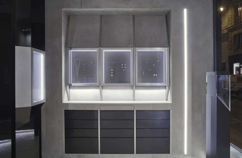 Architecture & design by Labaye Sumi for ©Statement _ Wall displays - ©Quentin Lacombe