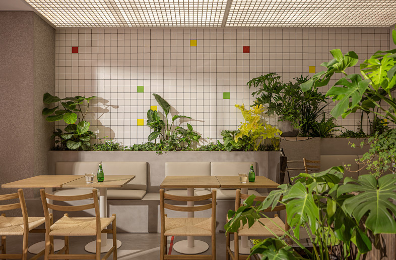 Dining area - Shi Xiang Wan He