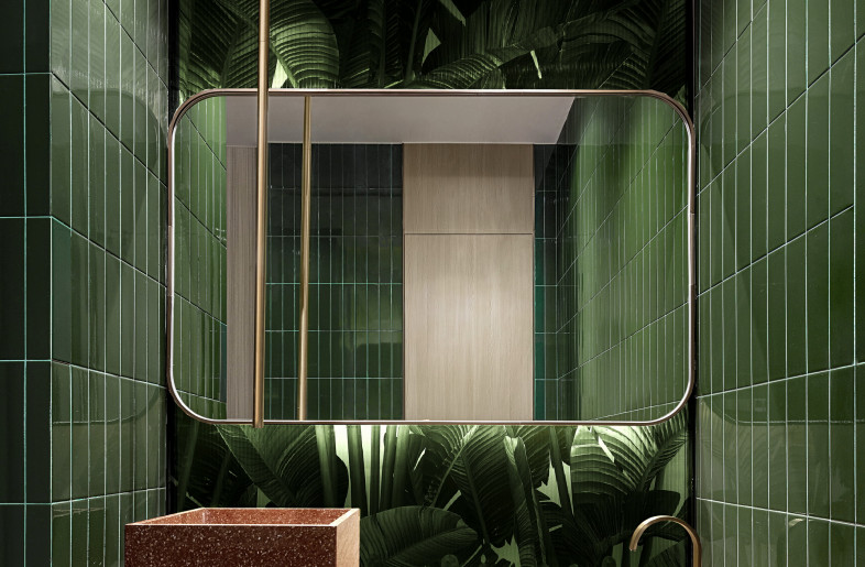 Toilet - Shi Xiang Wan He