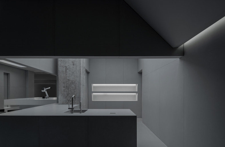 Bar - Zhang Chao, Luo Canhui
