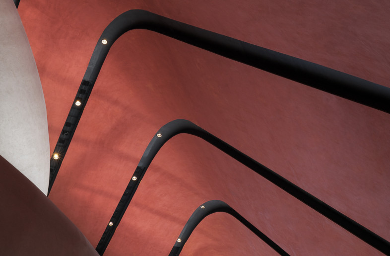 The hidden structure with red finish - A Guang