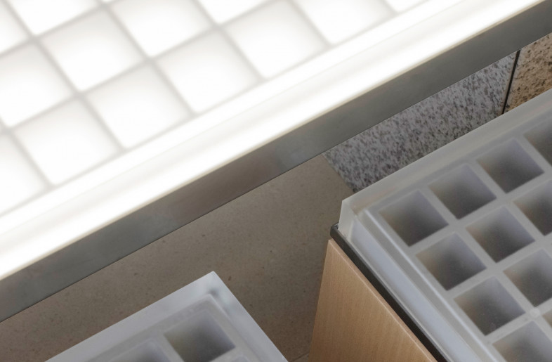 Furniture Detail - CREAM CHIC