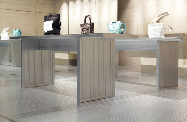 Fixture table made by LGS Material - photo by KOZO TAKAYAMA
