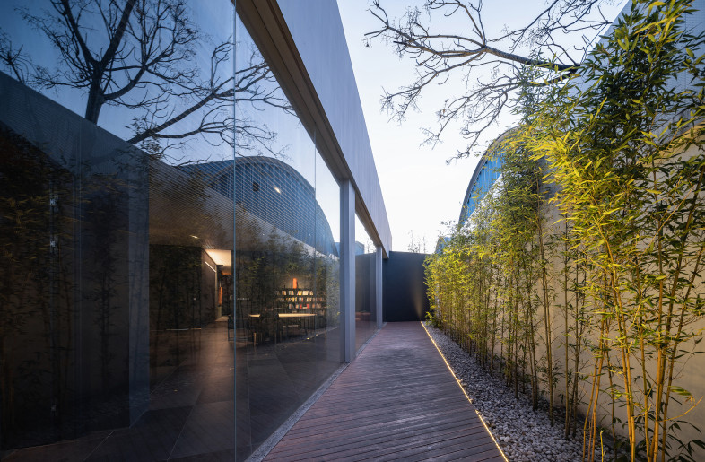 WEST YARD 01 - archi_translator