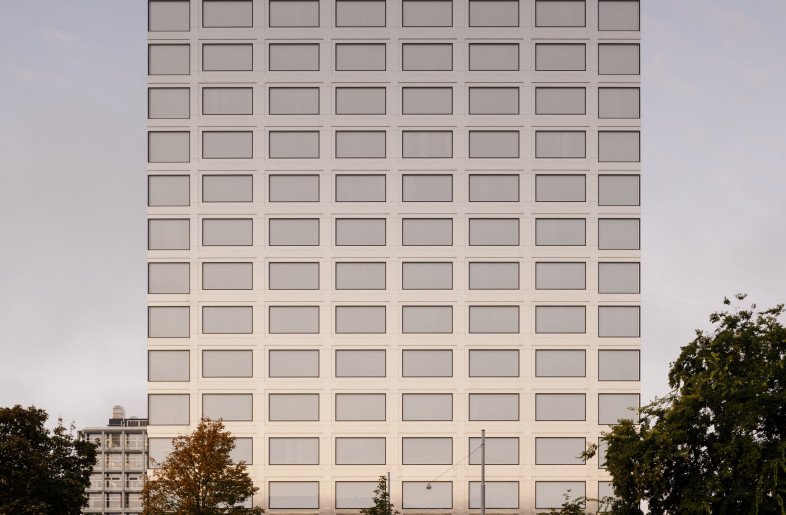 The new Biozentrum in Basel, designed by Ilg Santer Architects from Zurich, represents an ultra-modern research location in a prestigious academic building. - Daisuke Hirabayashi