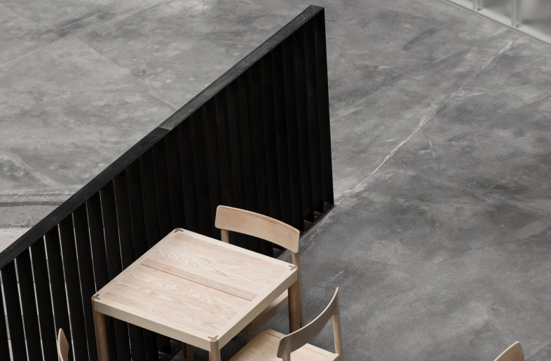 Fittings are largely made of hard-wearing timber that also ages beautifully. At the same time, it provides a welcome contrast to the concrete and steel surfaces. - Niclas Mäkelä