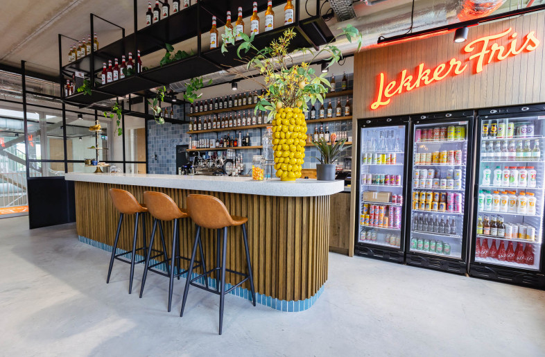 Coffee bar - Laura Smithjes