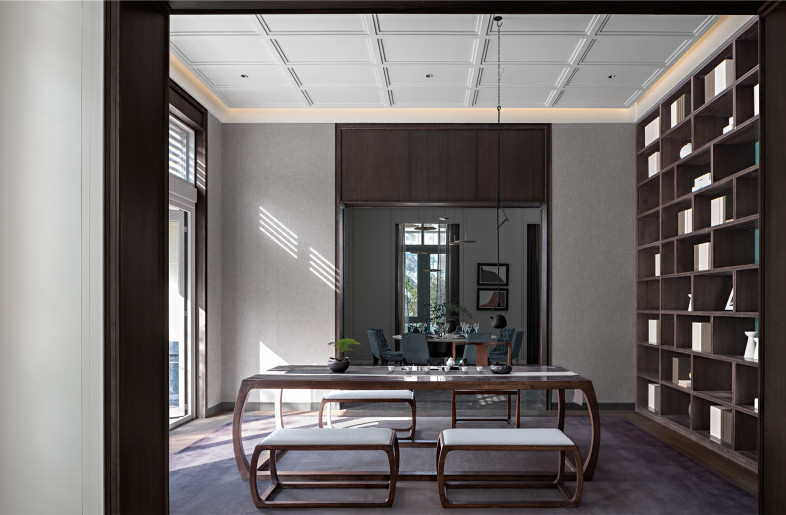 The openness and inclusiveness mountains and seas give Xiamen, together with the broadness and serenity of the tea culture, create different life scenes in the space and reflect the subtle feelings in the cultural memory. - Bemo Studio·Yanming