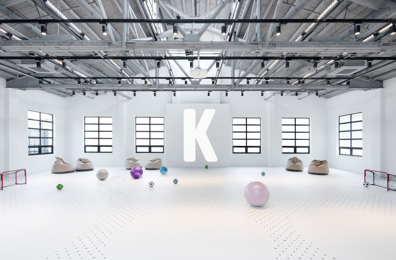 Multifunctional space for a variety of kids-driven activities. - COORDINATION ASIA